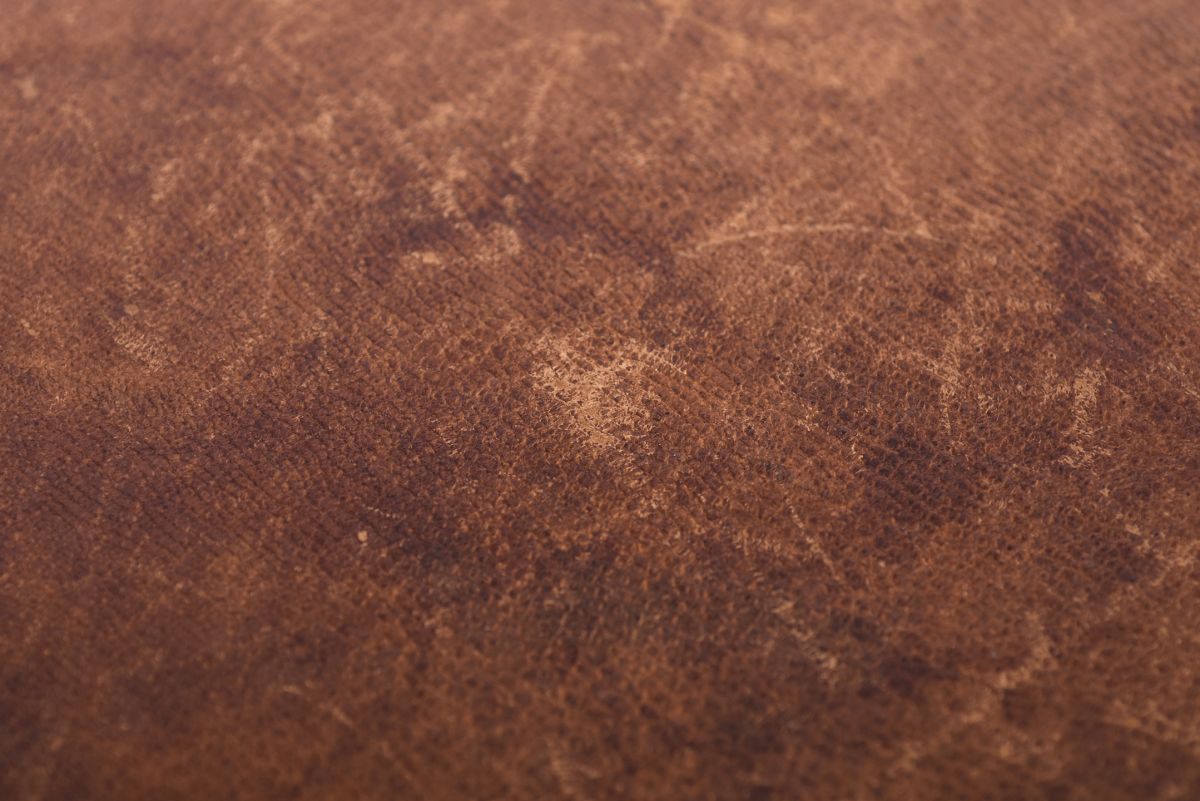 Aalto Alvar Stool 60 Monocle leather 01