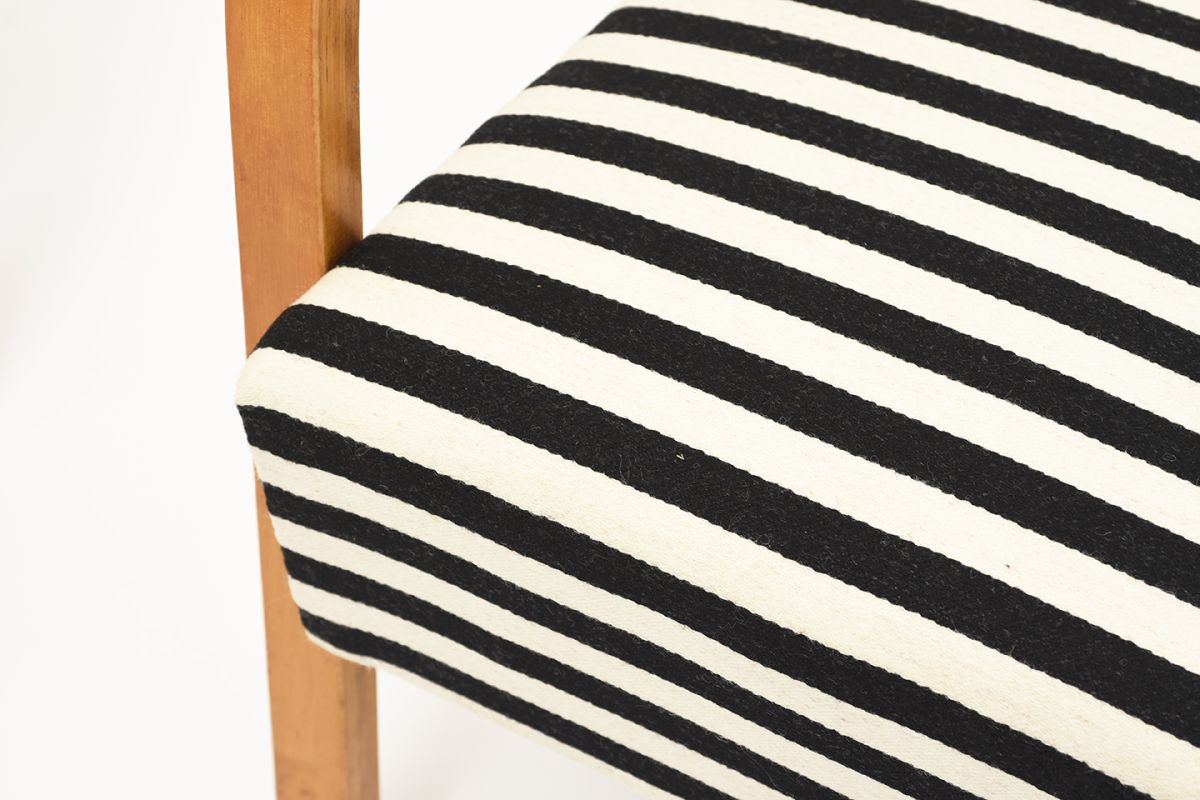 Aalto-Alvar-Armchair-47-Polo-fabric_detail5