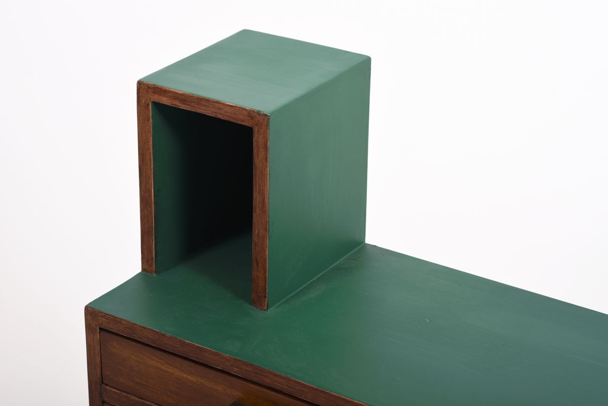 Anonymou green side board 01