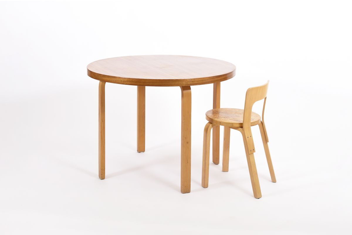 Aalto Alvar Round table mahogany top 08