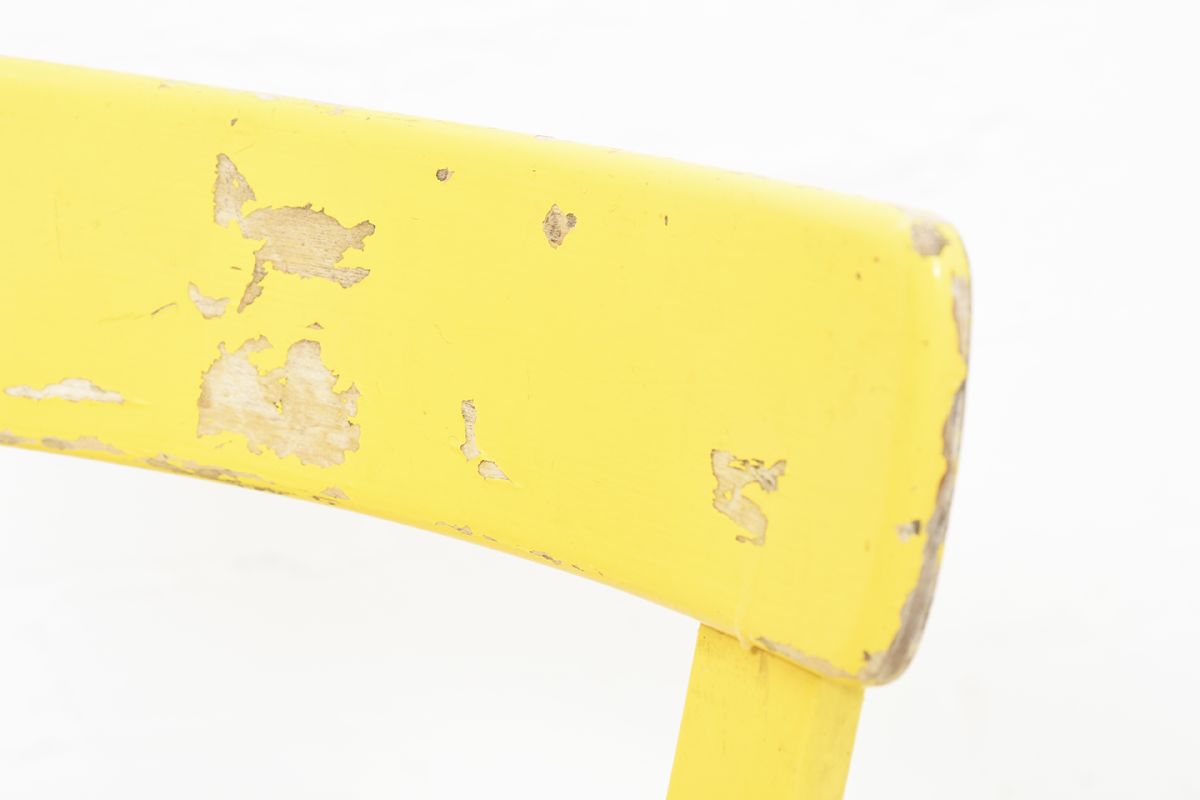 Aalto-Alvar-Chair-69-Painted-Yellow_detail2