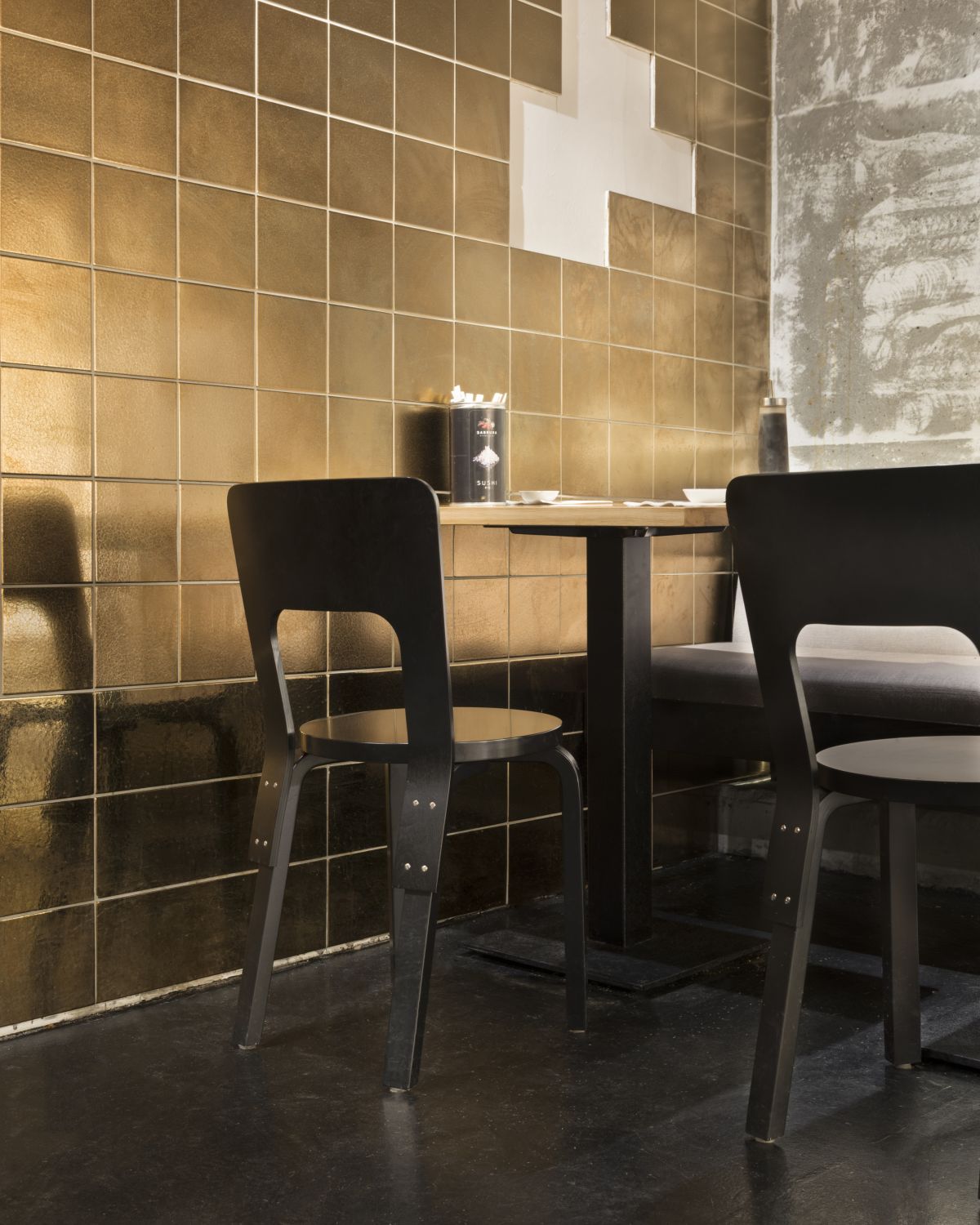 Sabrura_Chair66_2_copyright_MarianneLind