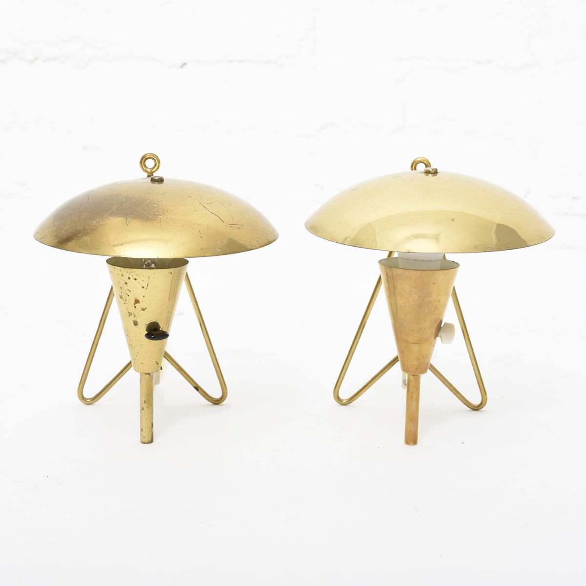 Anonymous brass wall lamp