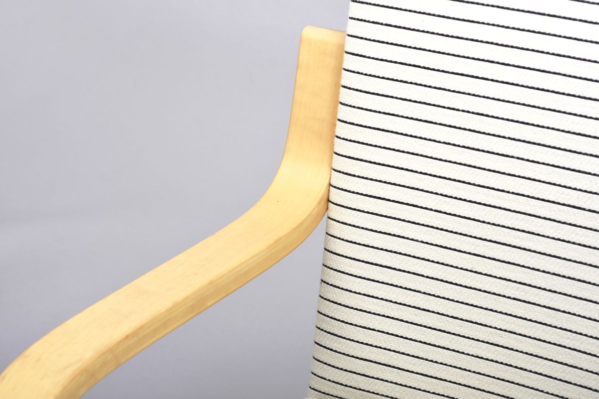Aalto Alvar armchair 402 stripes 04