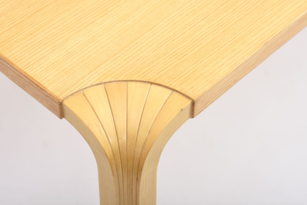 Aalto Alvar Fan leg table 135cm 02