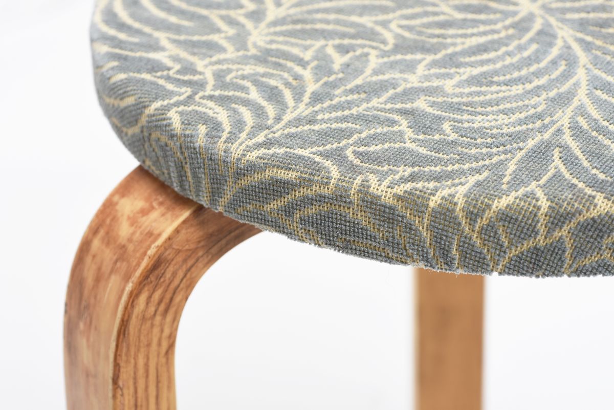 Aalto Alvar Stool60 green leaf 02