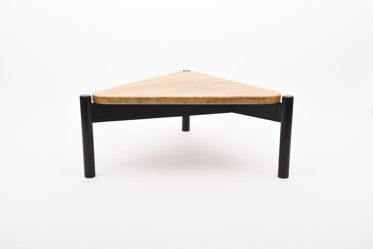 Tapiovaara Ilmair trianguler table