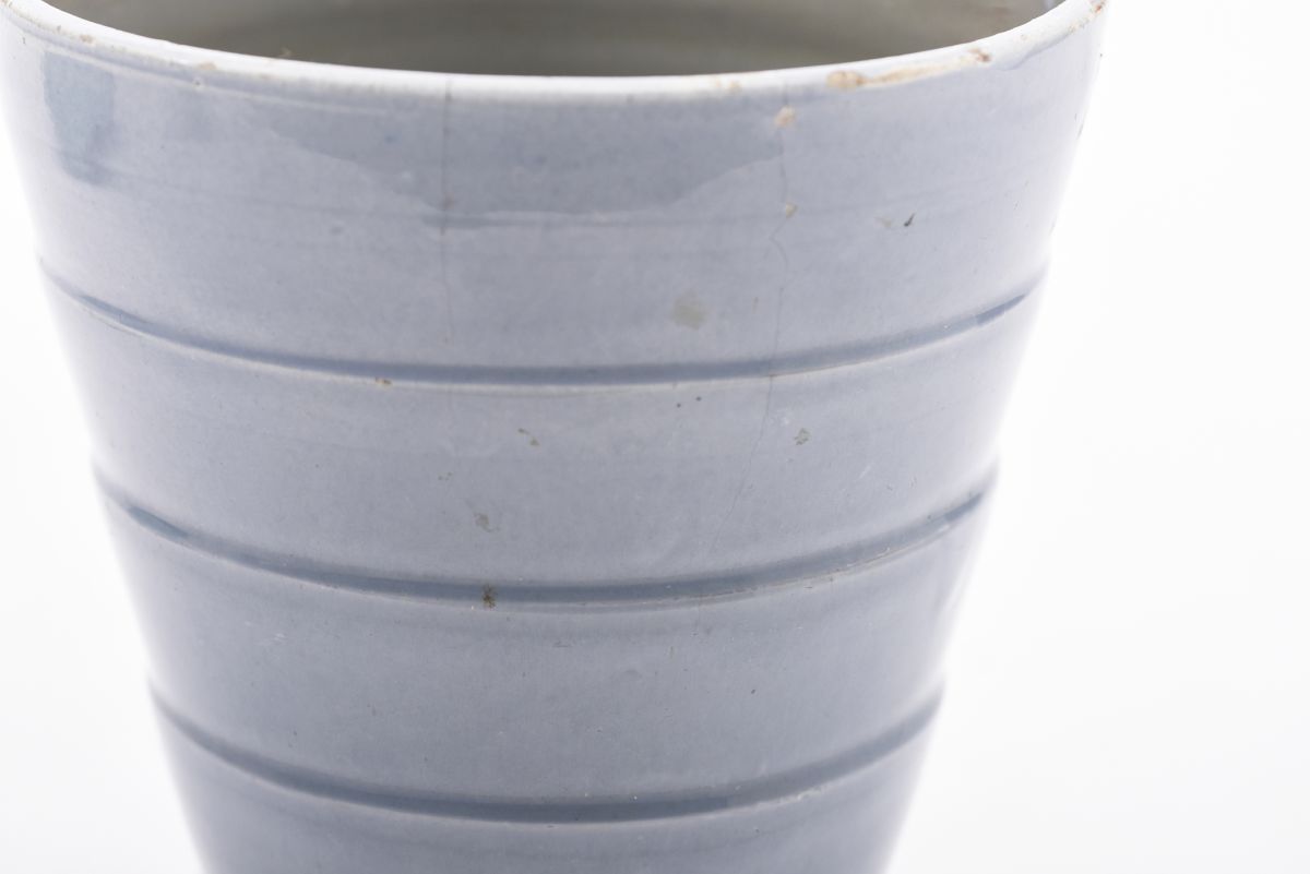 Anonymous ceramic vase 05