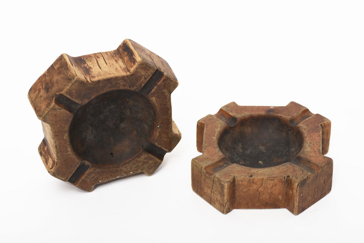 Carved Wooden Ash Trays details1