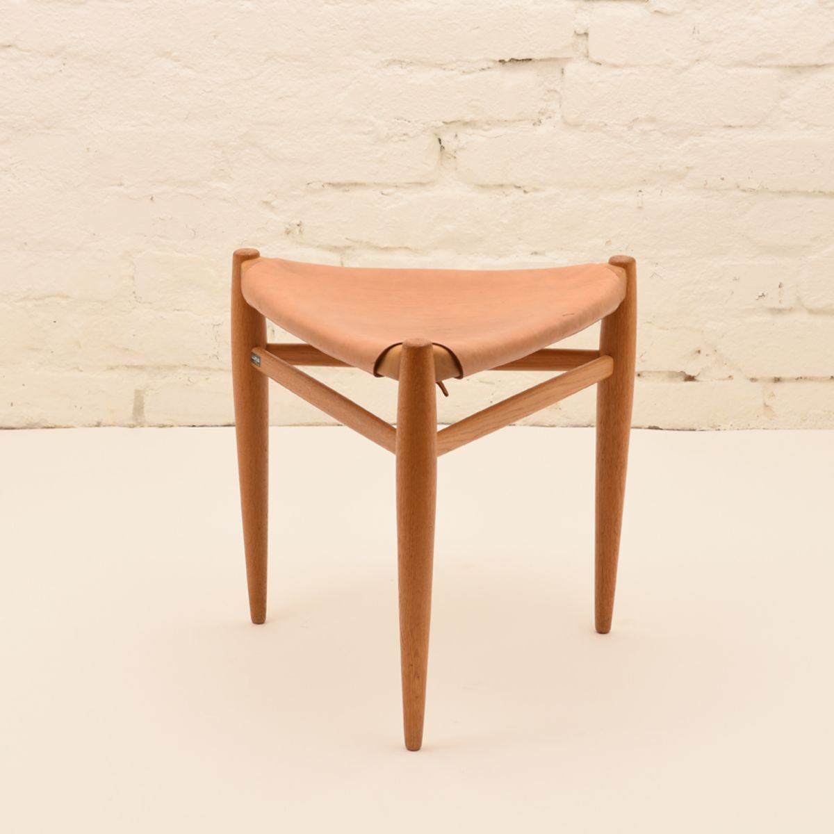 Uno-Osten-Kristiansson_Stool