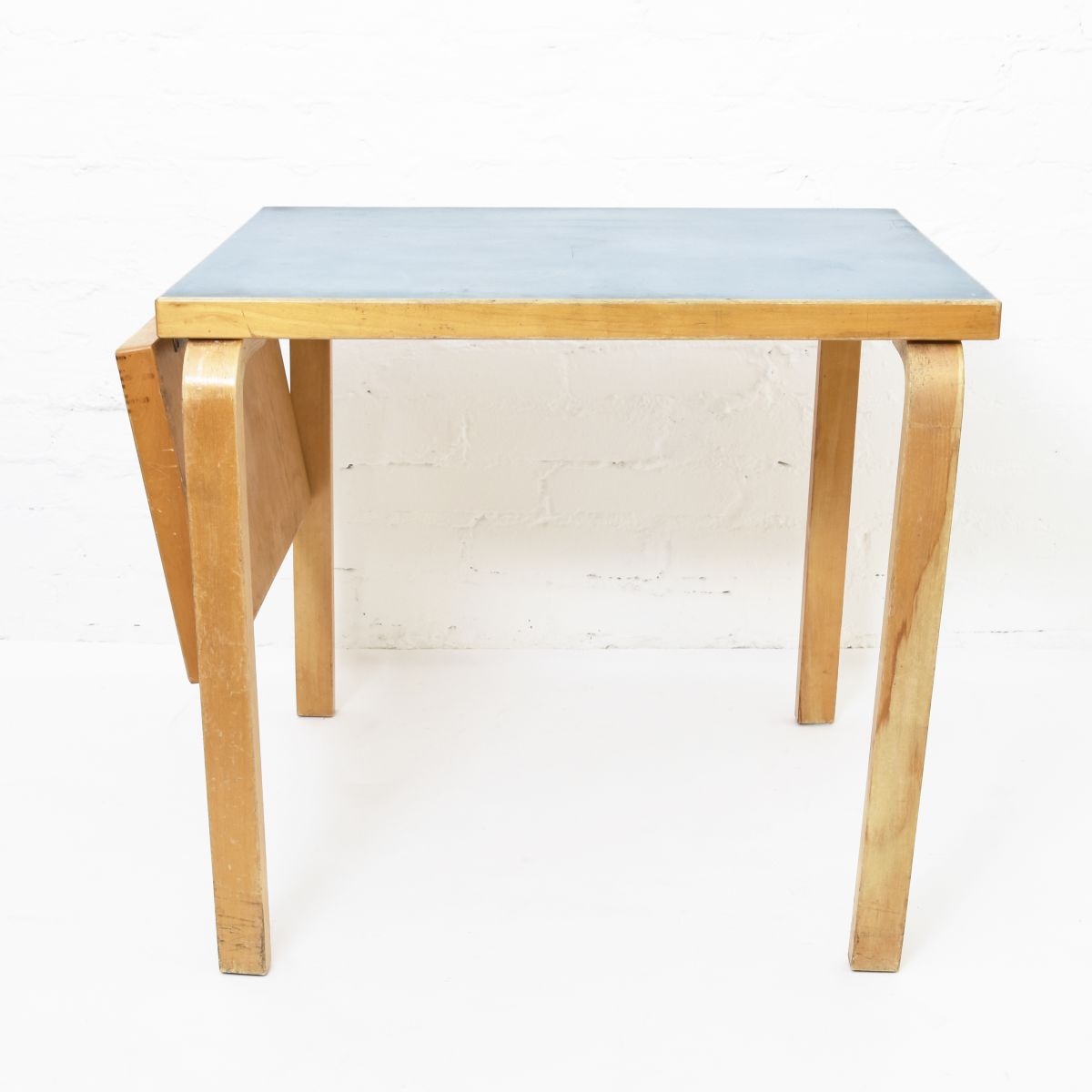 Aalto-Alvar-Drop-Leaf-Table-Lagoon-Blue