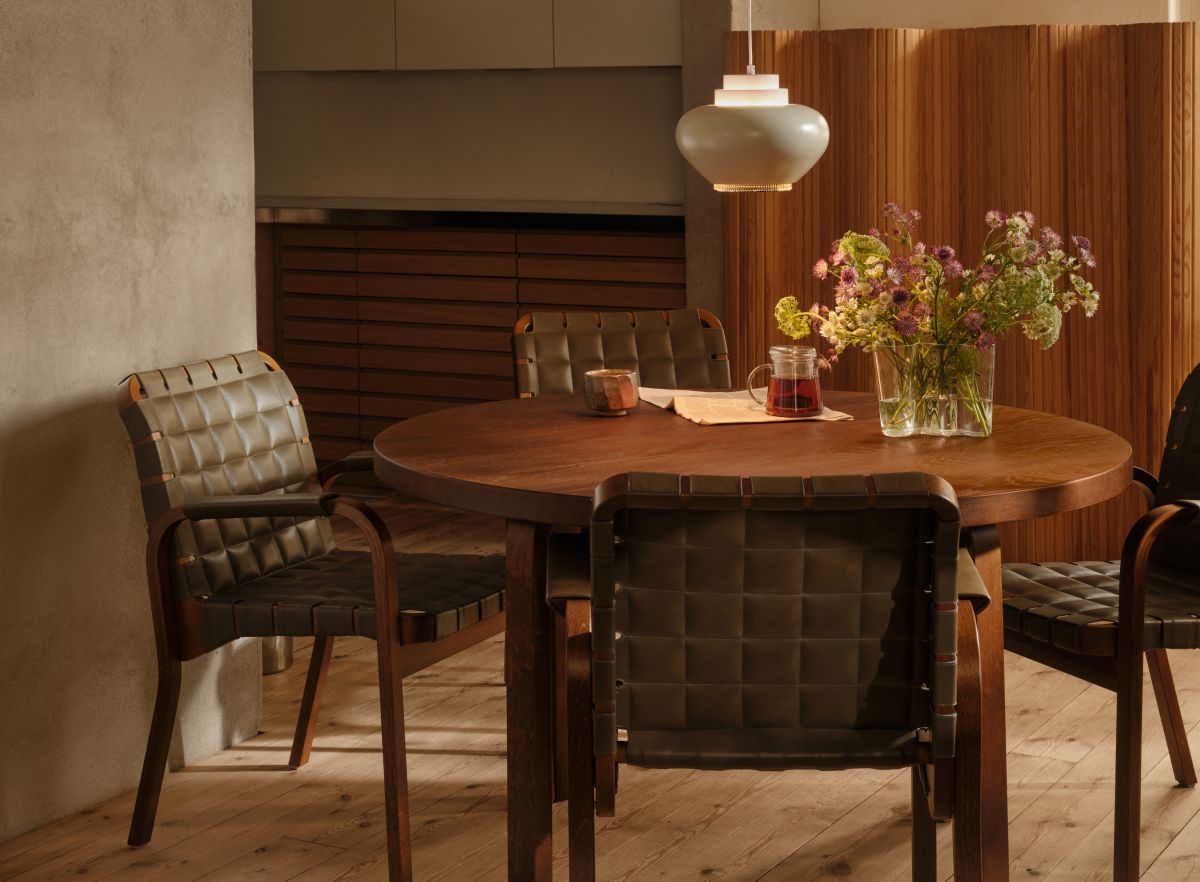 Artek S2 2024 Crafted Through Time in situ dining set capsule hires Armchair 45 envy olive leather pendant light A333 duotone aalto table round 91 screen 100 9192173