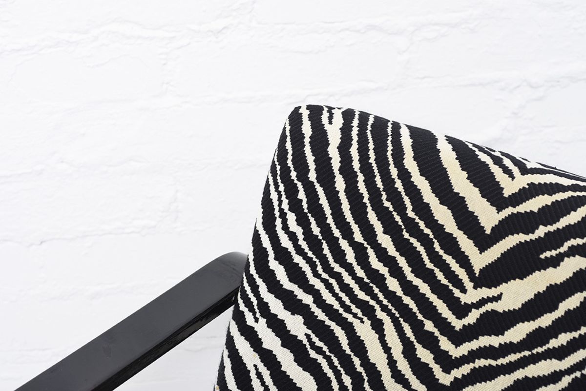 Alvar Aalto Armchair44 Zebra details4