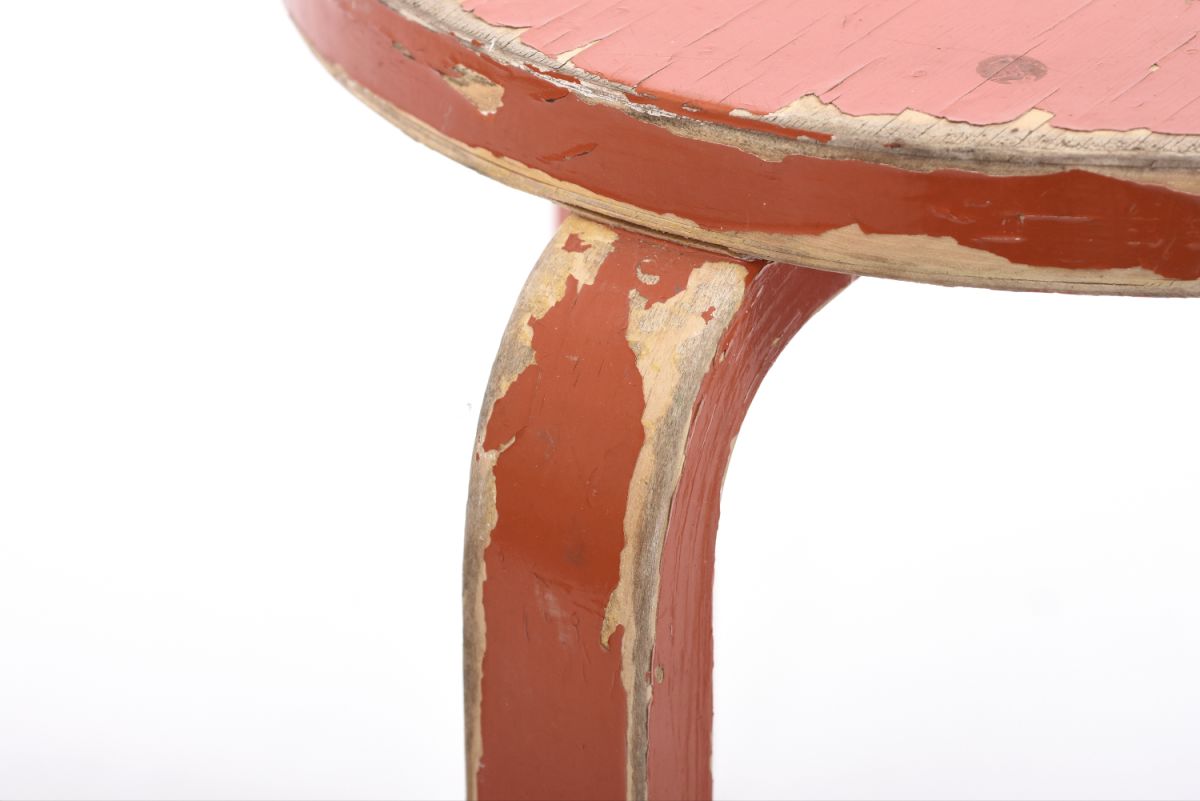 Aalto Alvar Stool 60 red painted 02