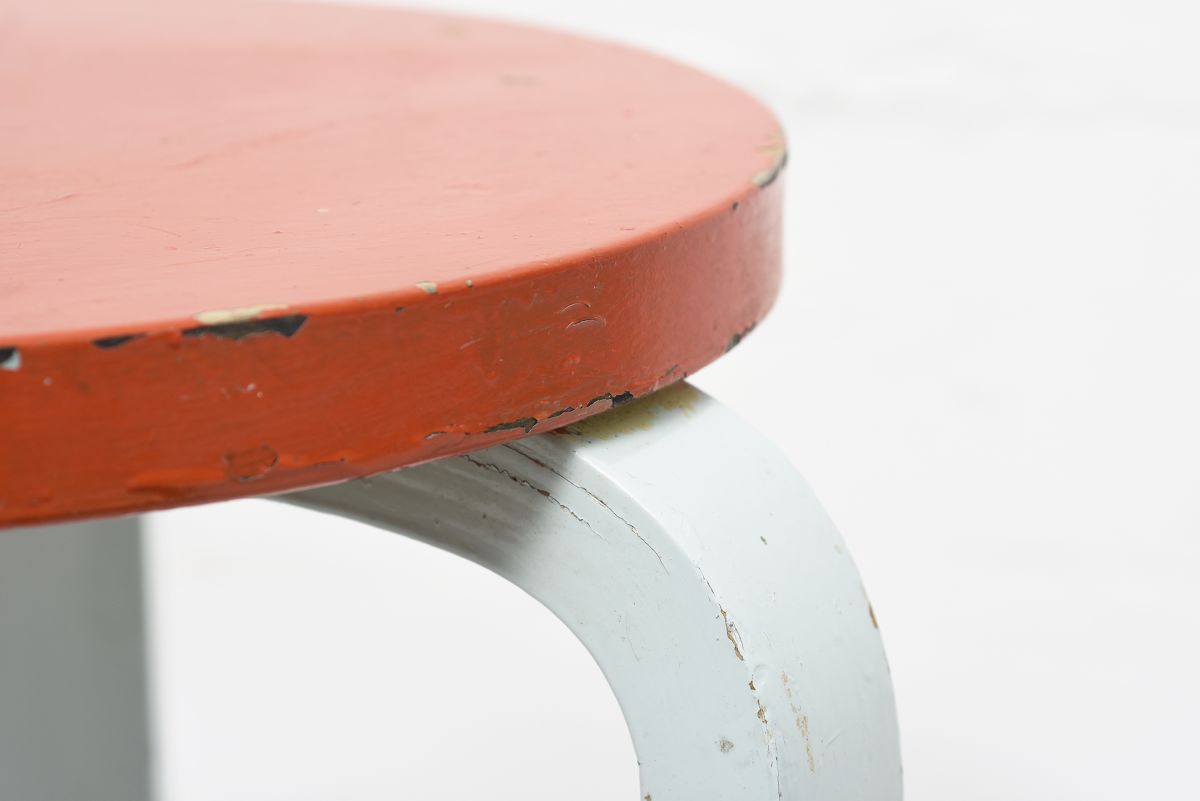 Aalto Alvar Stool 60 Painted 04