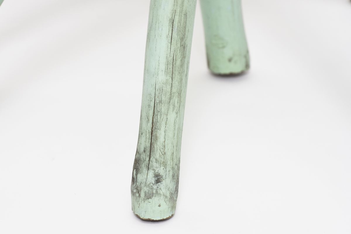 Anonymous-Colorful-Garden-Table_detail9