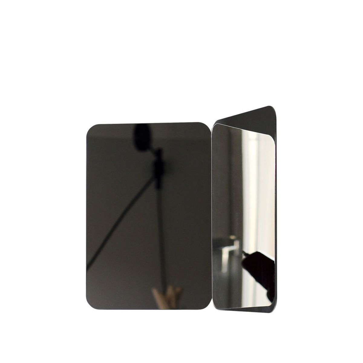 1975863 124 Mirror small 1 WEB preview