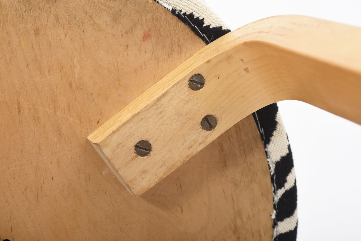 Aalto Alvar chair 69 zabra seat 08