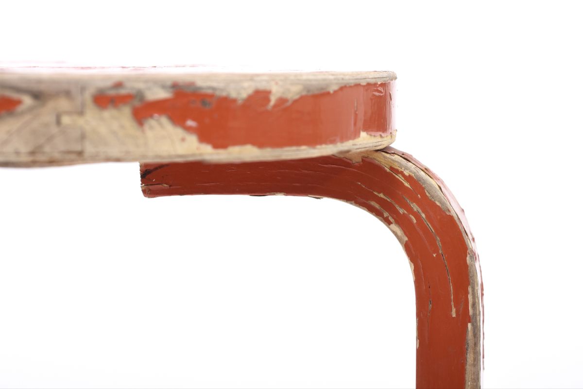 Aalto Alvar Stool 60 red painted 04