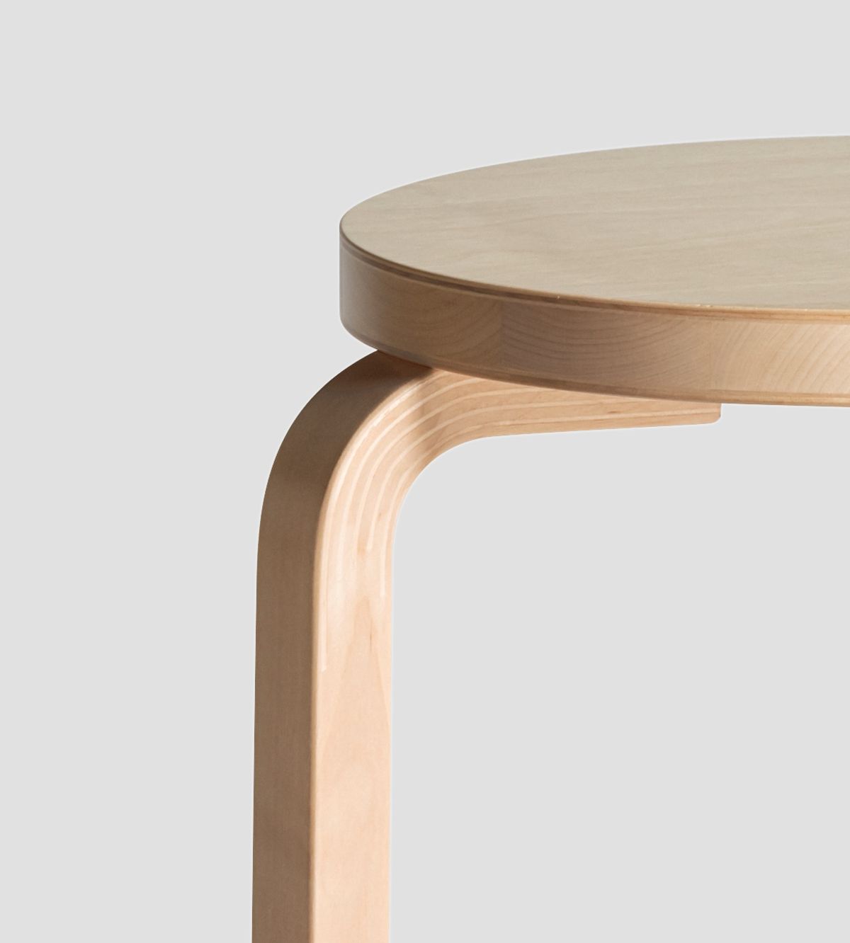 Stool_60_l-leg_close_up