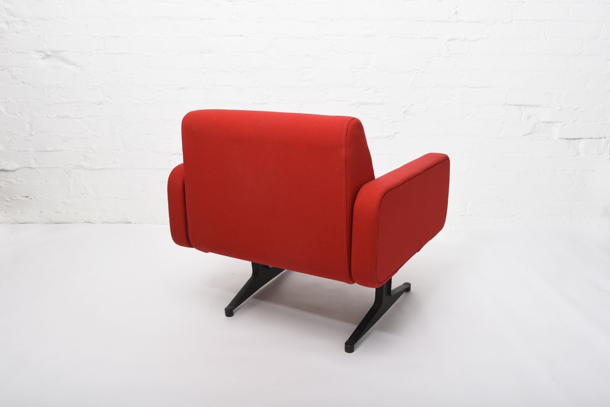 Kukkapuro Yrjö Armchair for Kouvola City Hall back