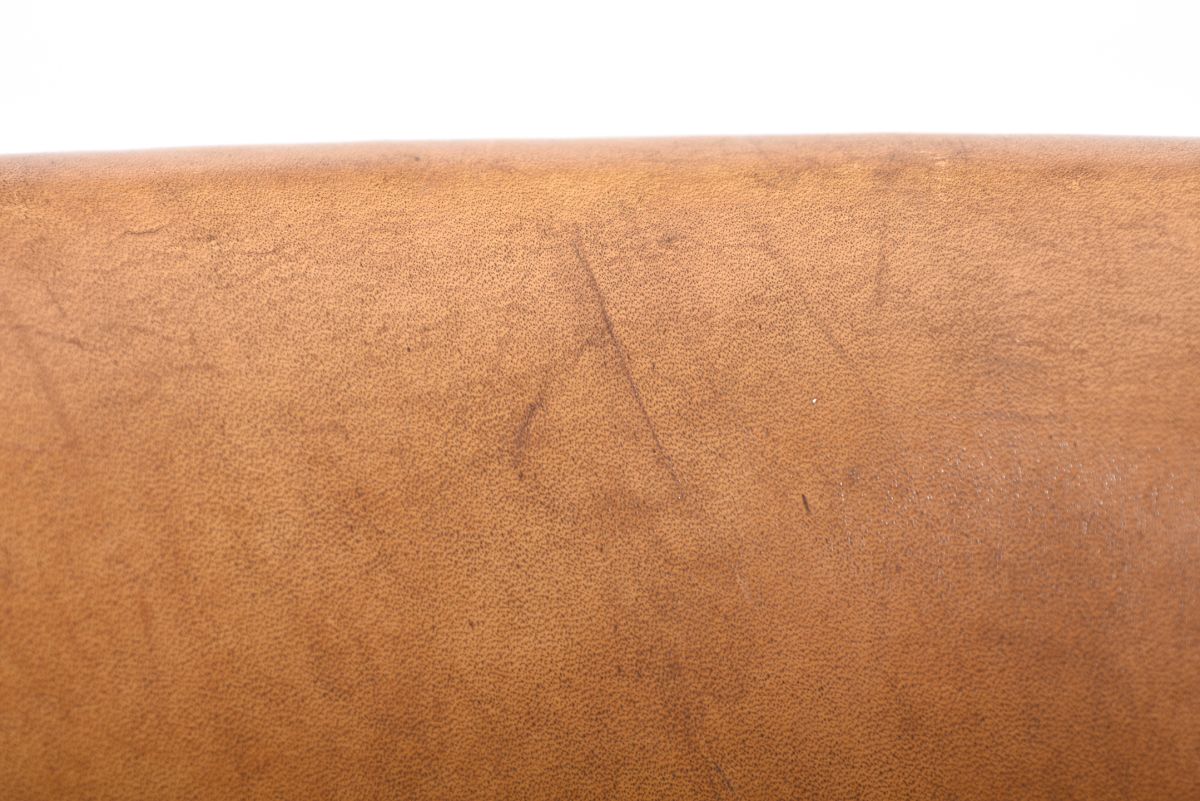 Tapiovaara ilmari Lukki armchair leather 02