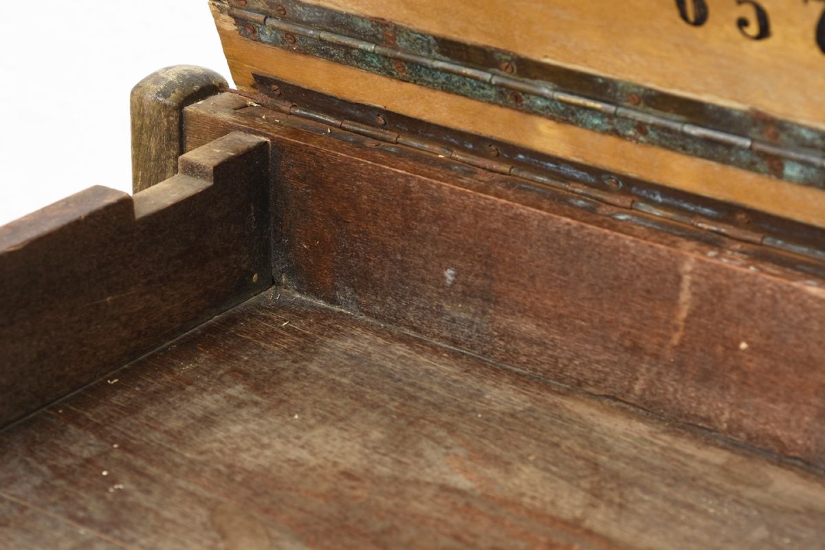 Tapiovaara-Ilmari-Domus-Pulpet_detail8
