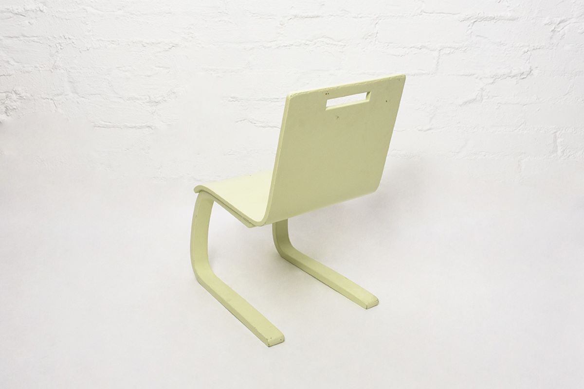 Aalto Children Chair 103 details3
