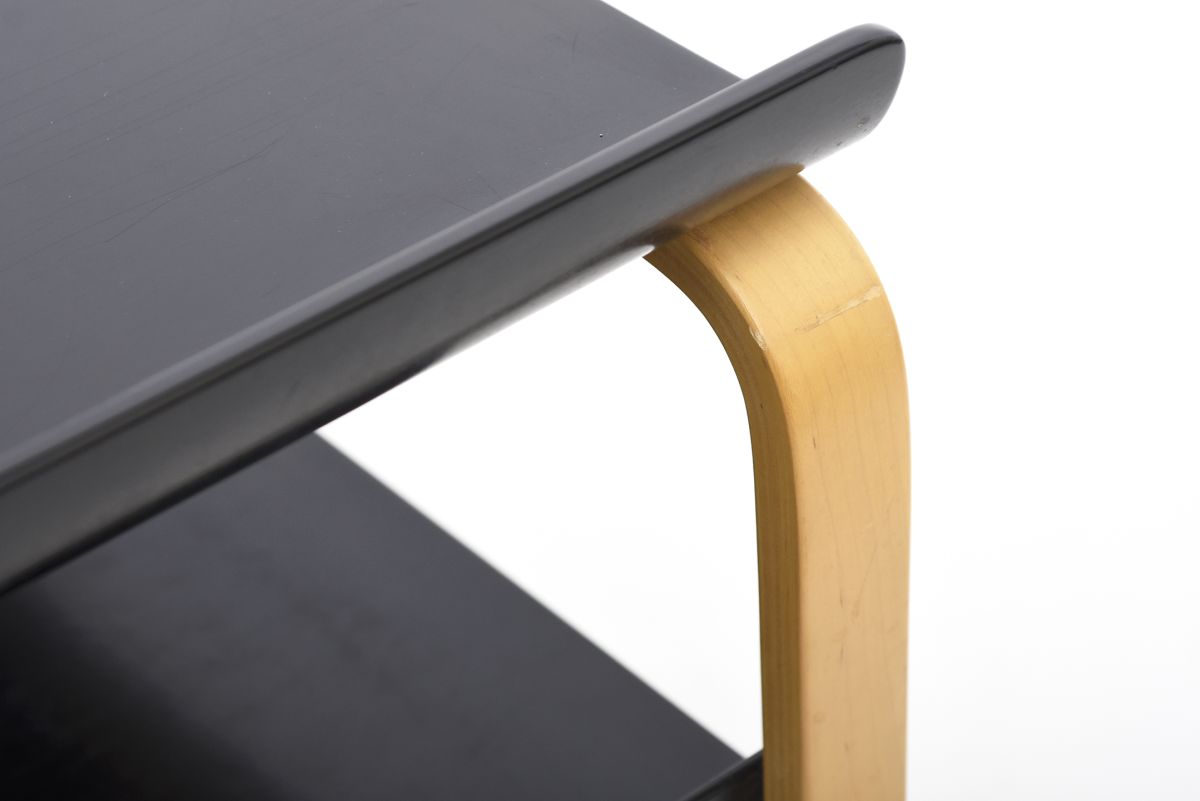 Aalto Alvar Paimio side table 915 03