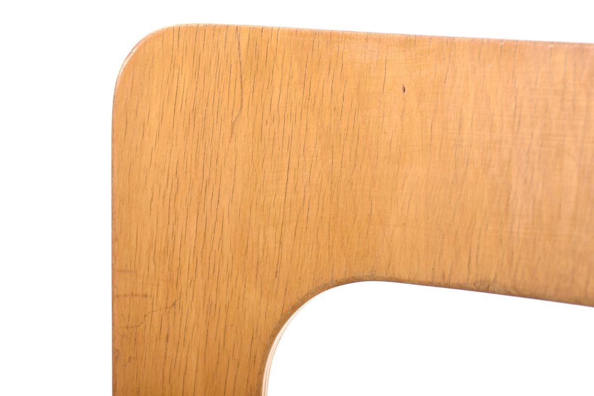 Aalto Alvar chair 65 yellow linoleum 02