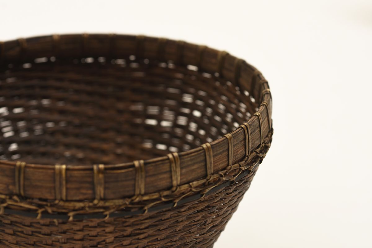 Anonymous-Brazilian-Rattan-Tray-Cup_detail6