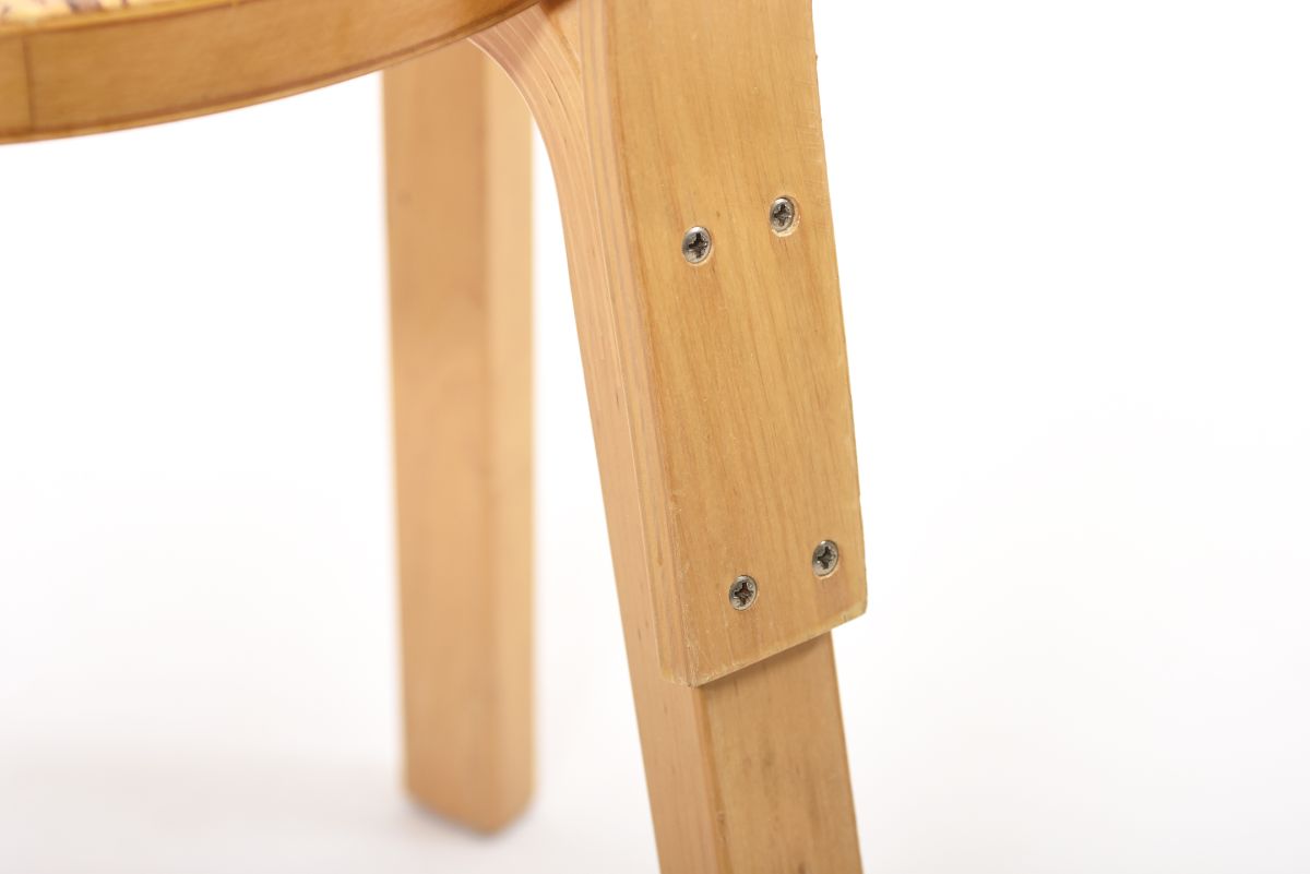 Aalto Alvar chair 65 curly birch seat 06