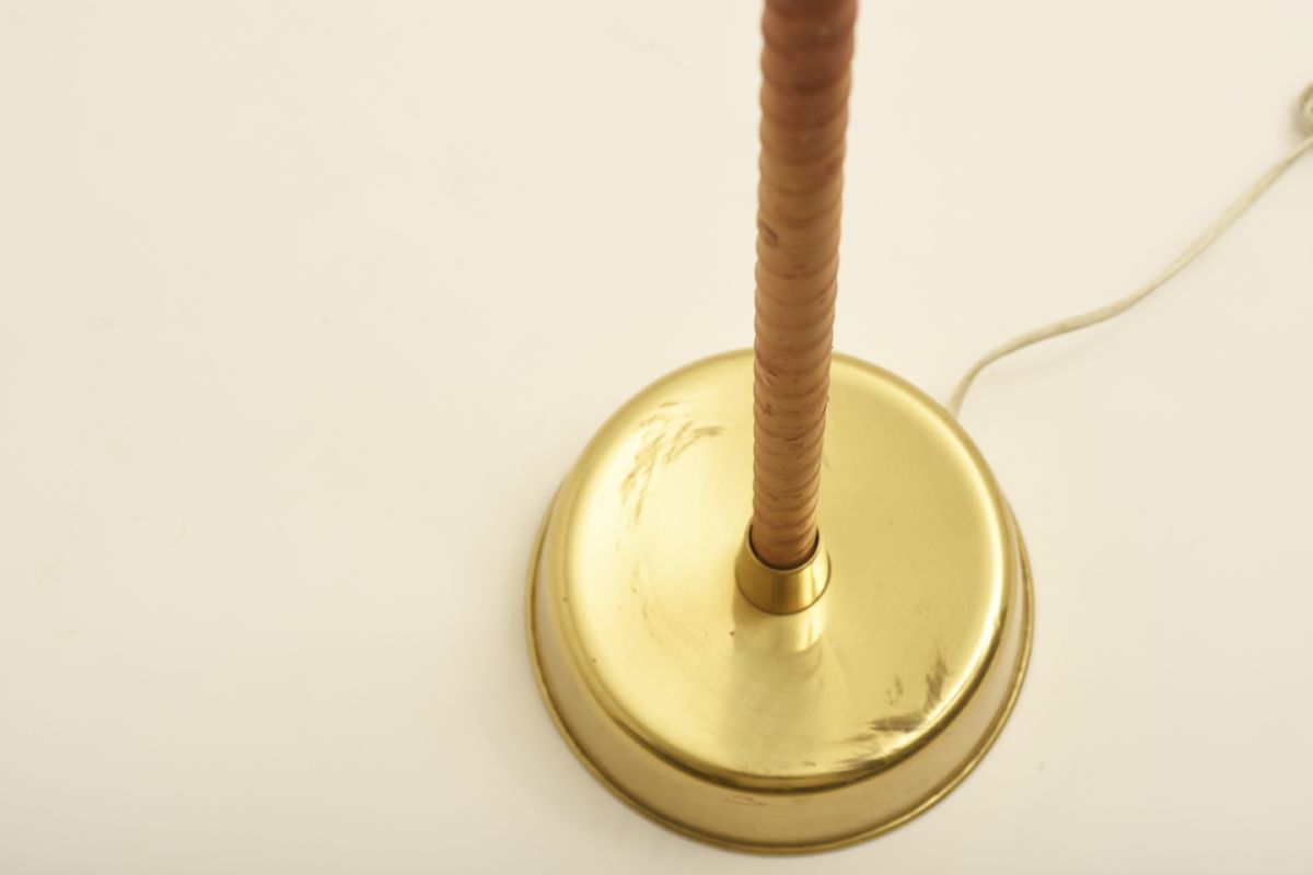 Pape-Lisa-Johansson_Senator-Floorlamp_detail3