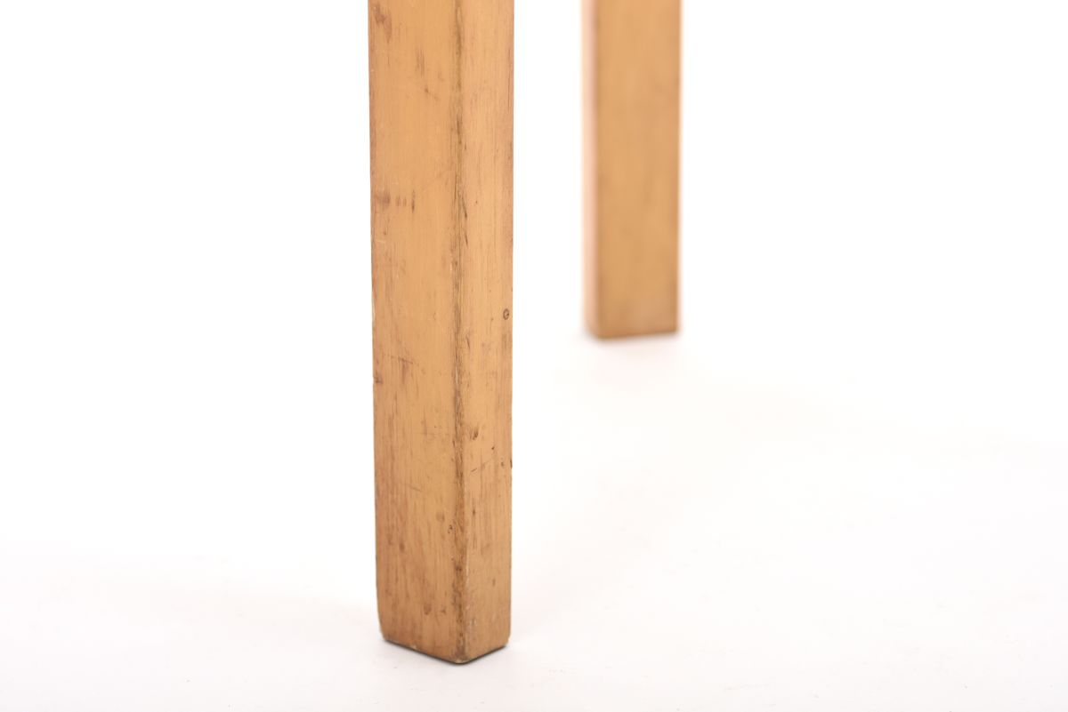 Aalto Alvar stool 60 green linoleum 06
