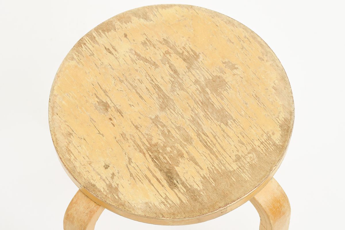 Aalto-Alvar-Stool-E60-Birch-1950_detail1