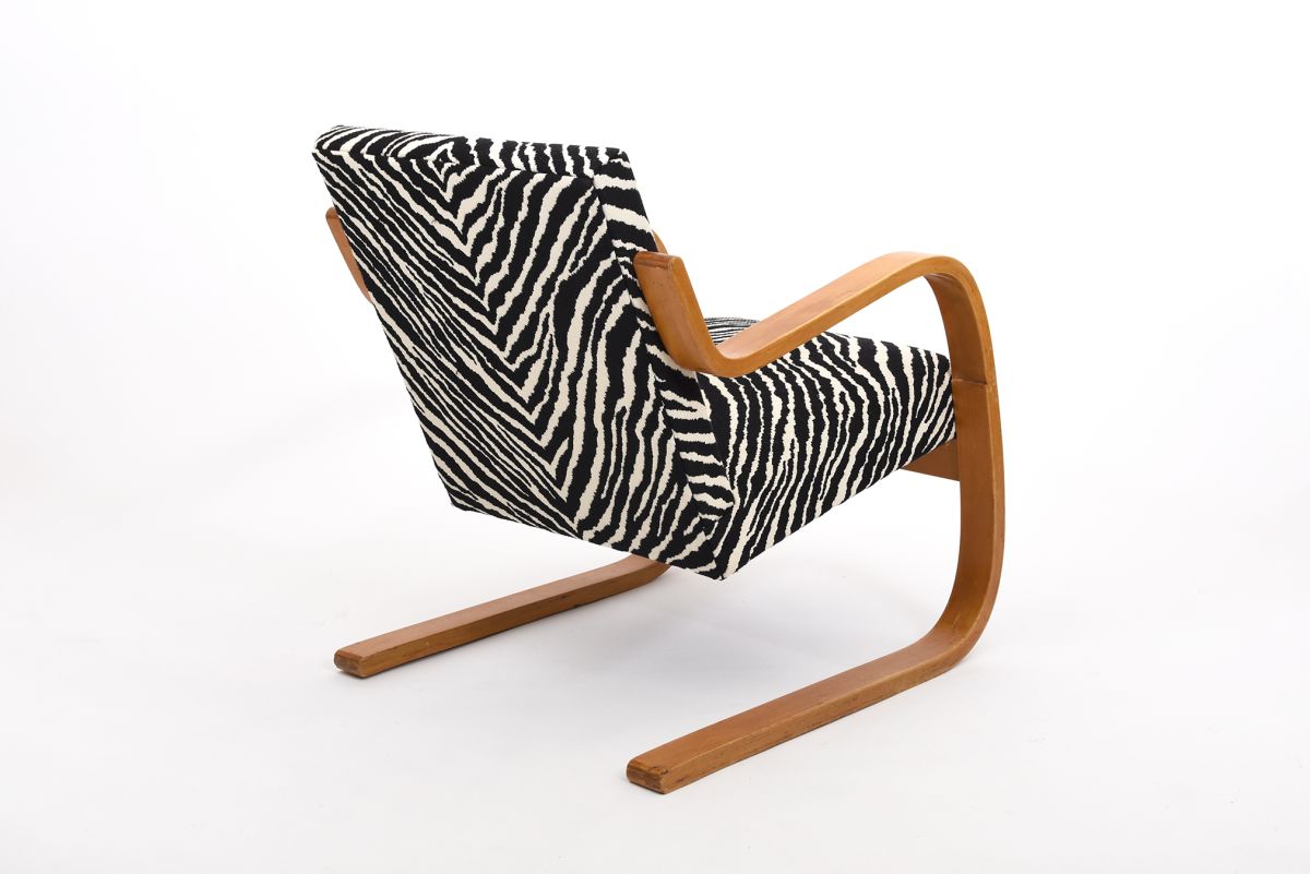 Aalto Alvar armchair 402 new zebra back