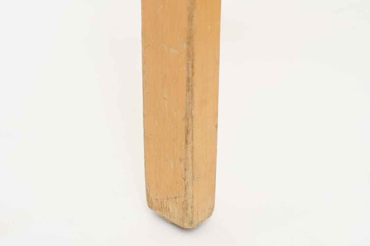 Aalto-Alvar-Stool-E60-Birch-1950_detail5
