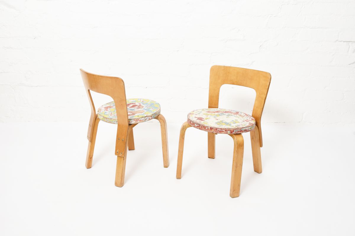 Aalto-Alvar-N65-Chair-Colorful