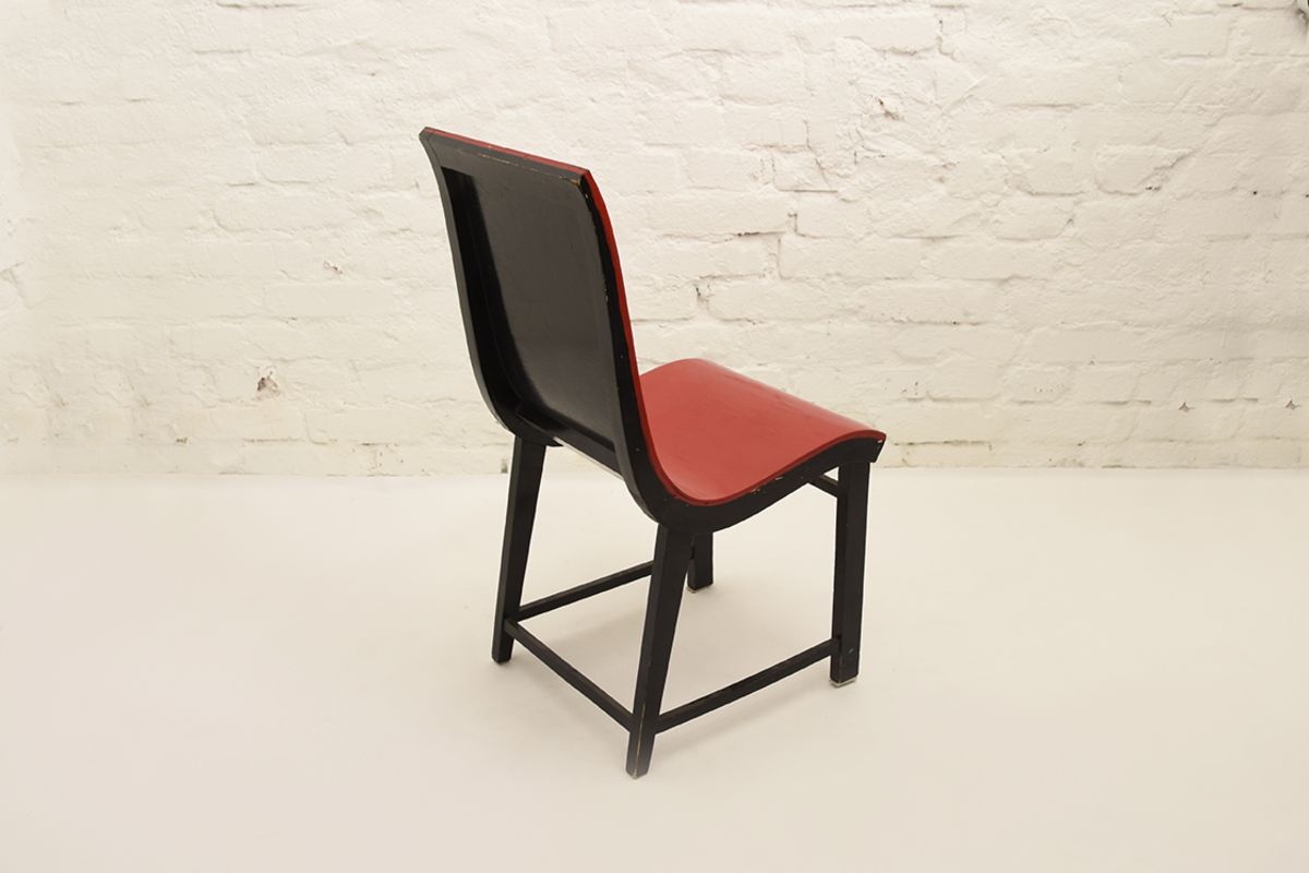 Toivonen-Eevert-Red-Chair_back