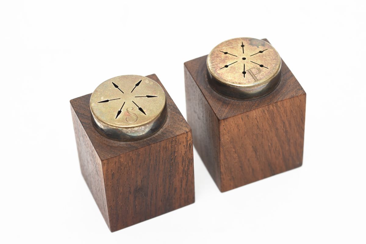 Gardberg Bertel sugar and pepper cruet 01
