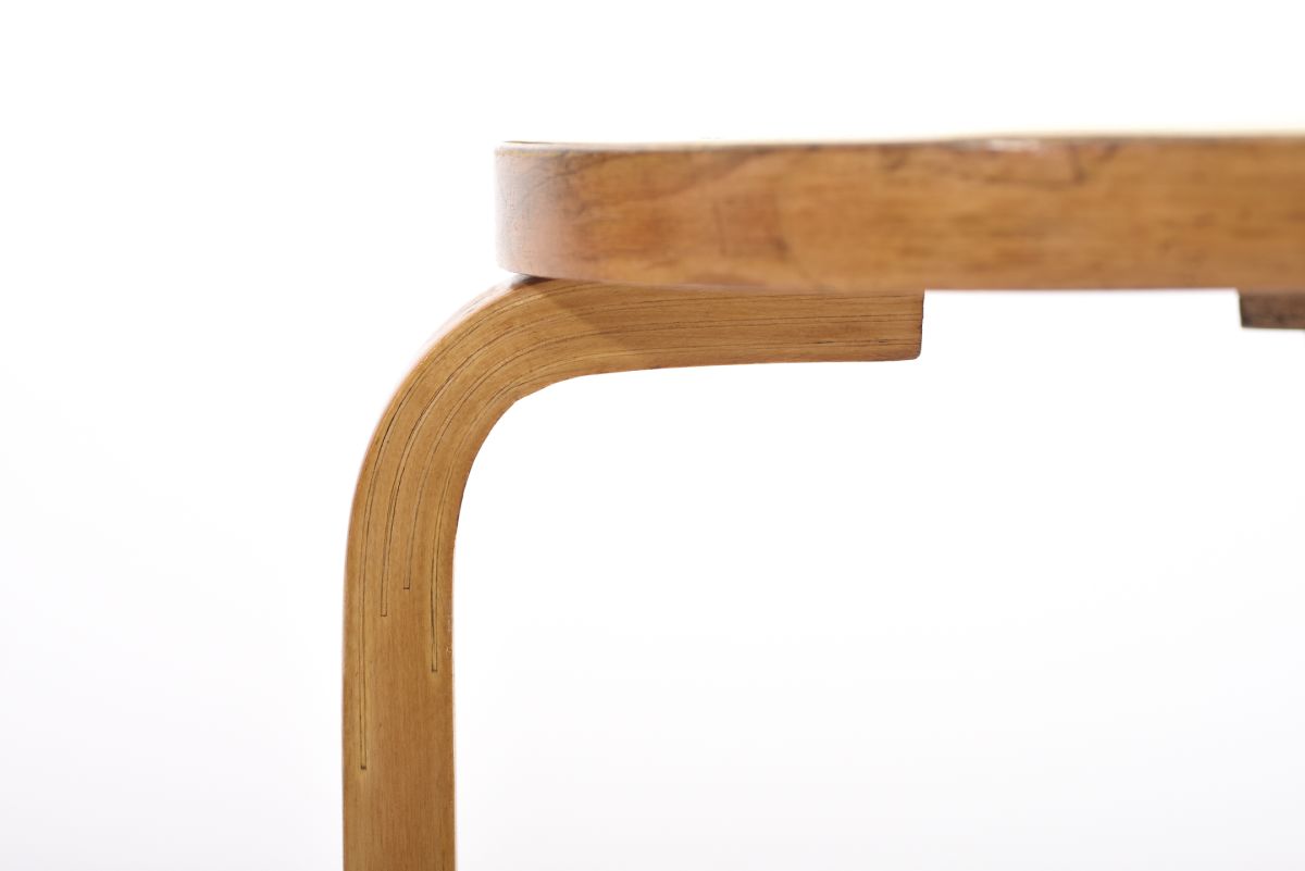 Aalto Alvar stool 60 yellow linoleum 03