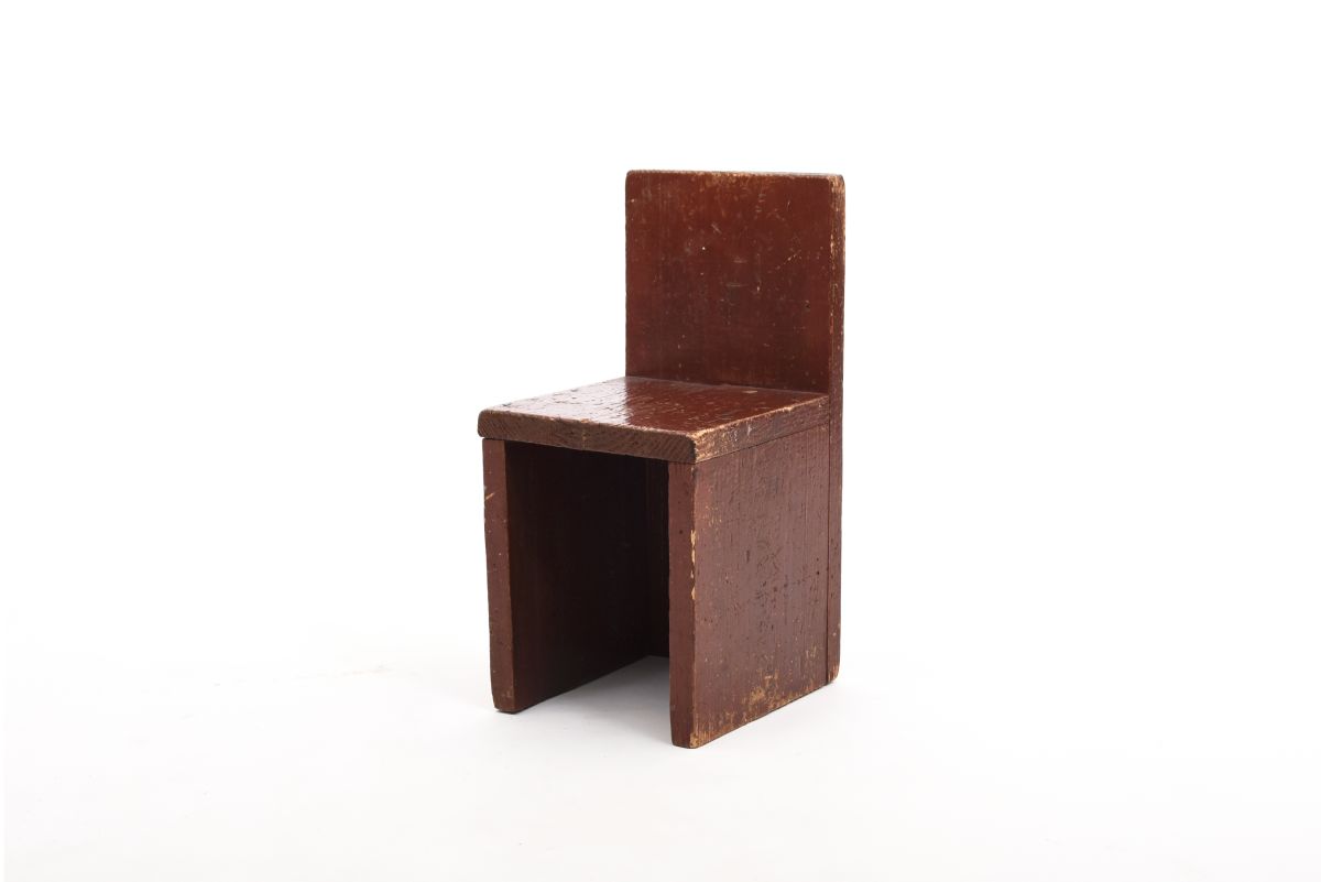 Anonymous Wooden kids chair burgandy