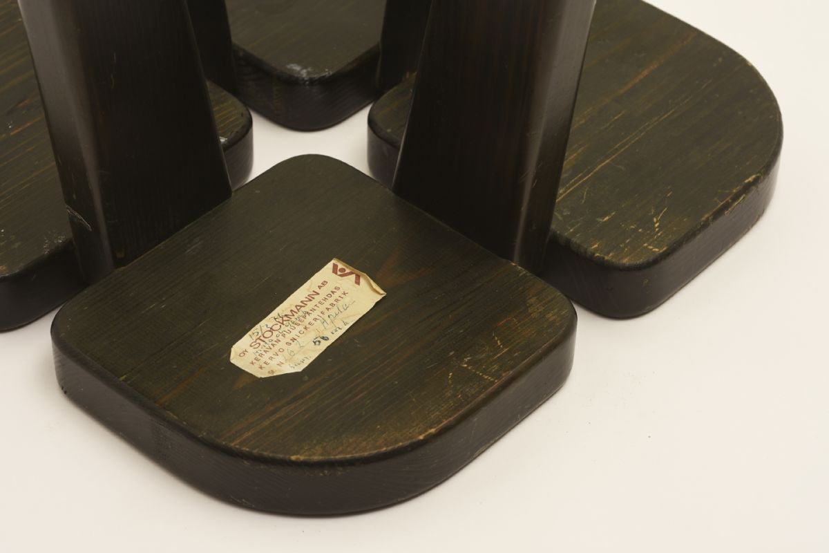 Peippo-Rauni_Apila-Stool-Black_Detail2