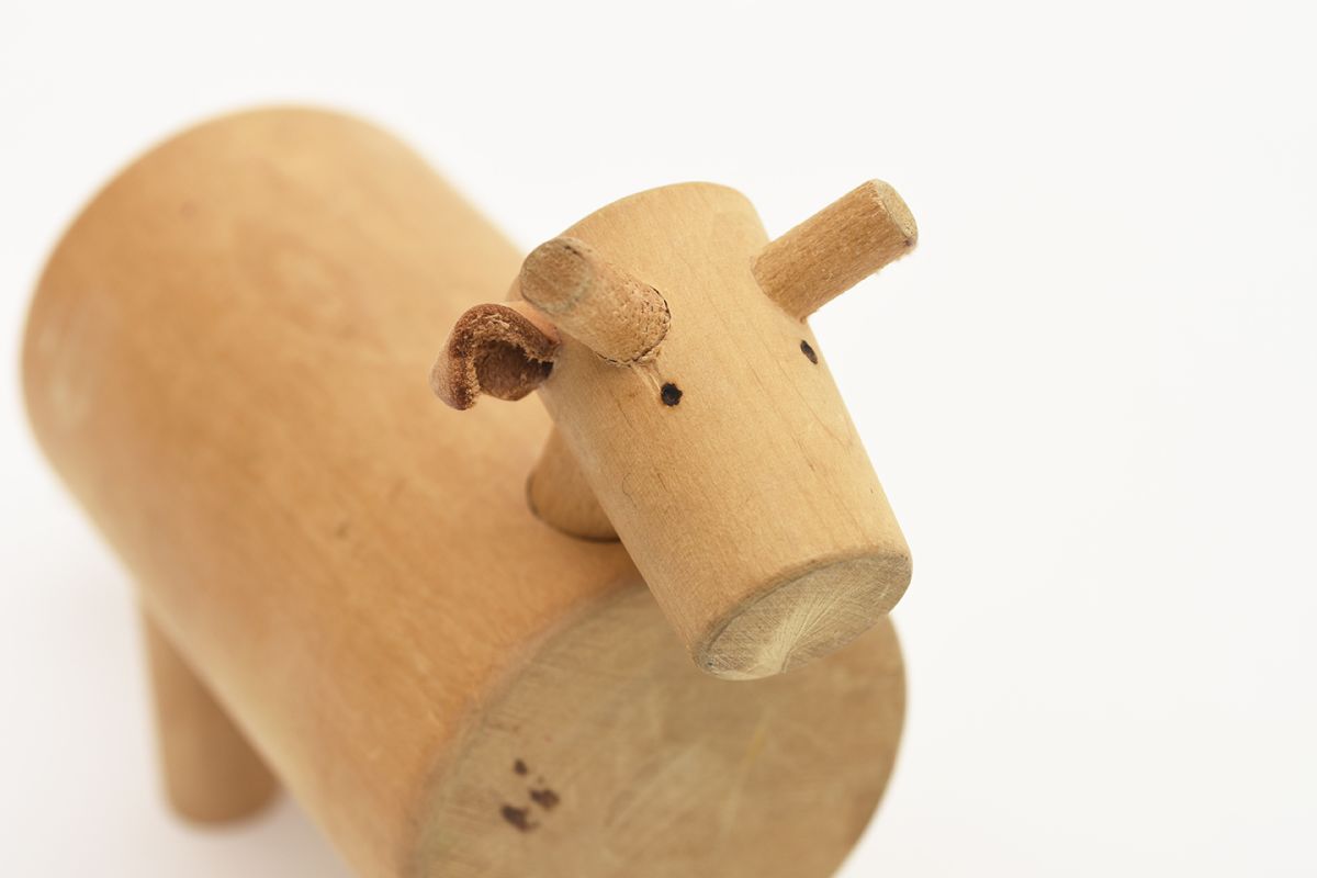 Anonymous-Wooden-Animals_detail1