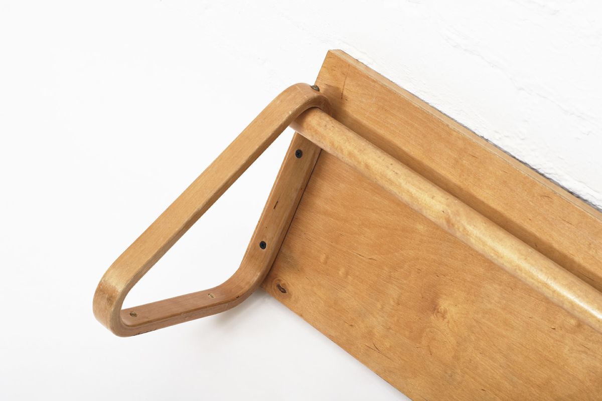 Alvar Aalto Shelf Rack details6