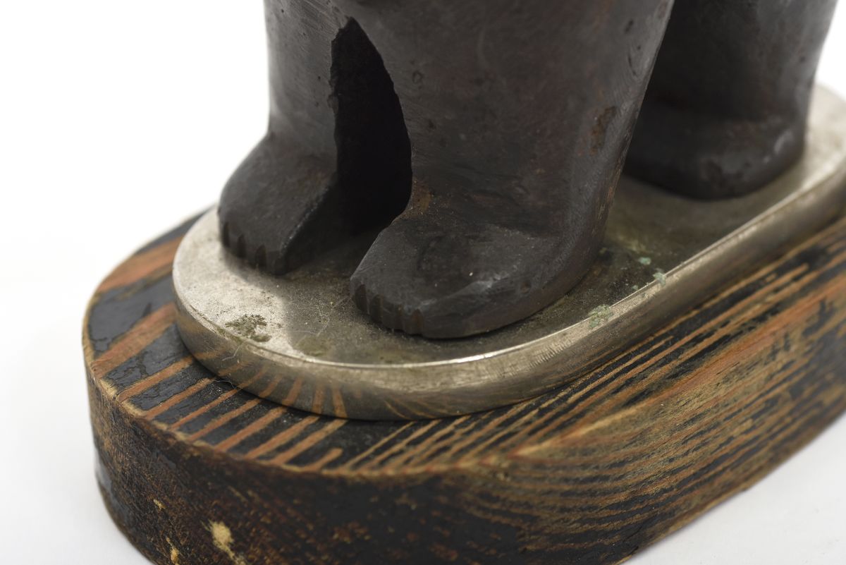Anonymous Cast iron bear sculptures 03