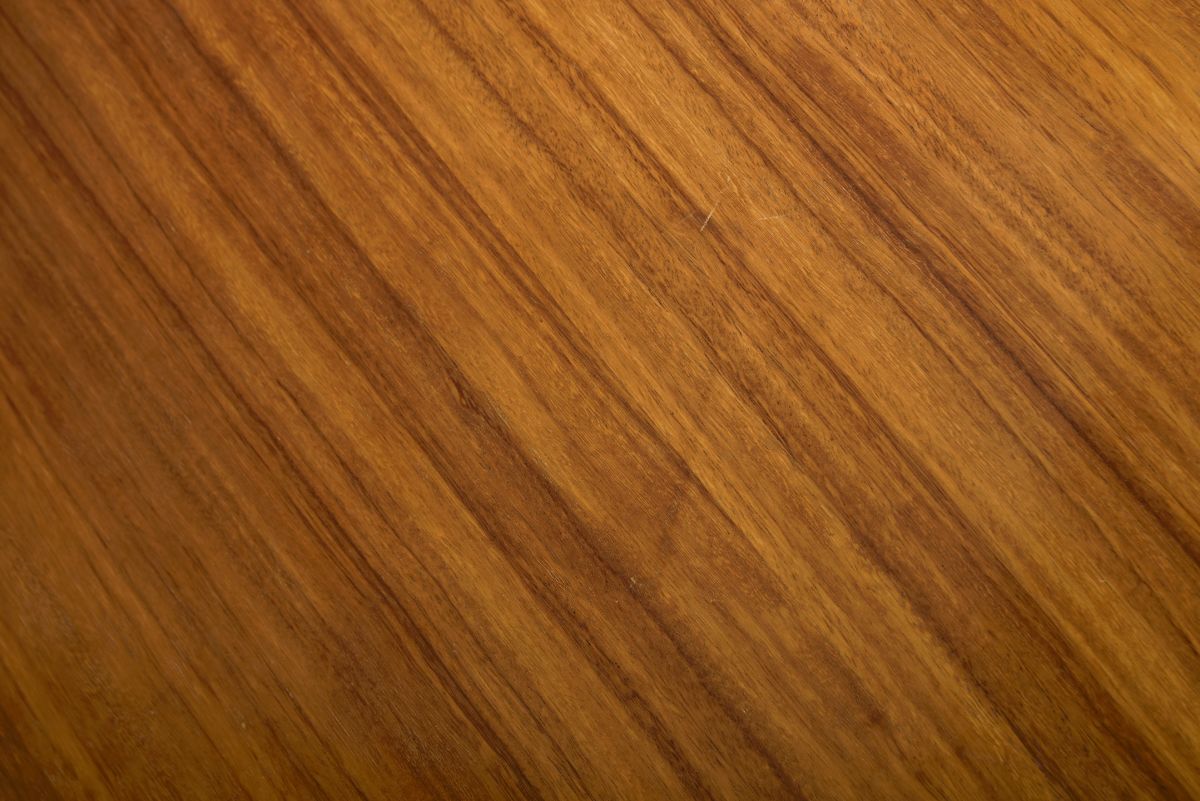 Aalto Alvar Round table mahogany top 01