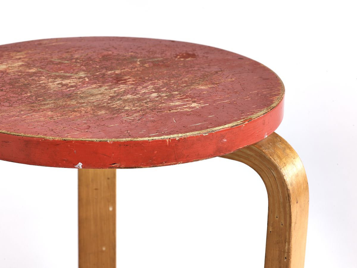 Artek - スツール60の90周年を祝う展覧会「Decades」 Artek - スツール60の90周年を祝う展覧会「Decades」