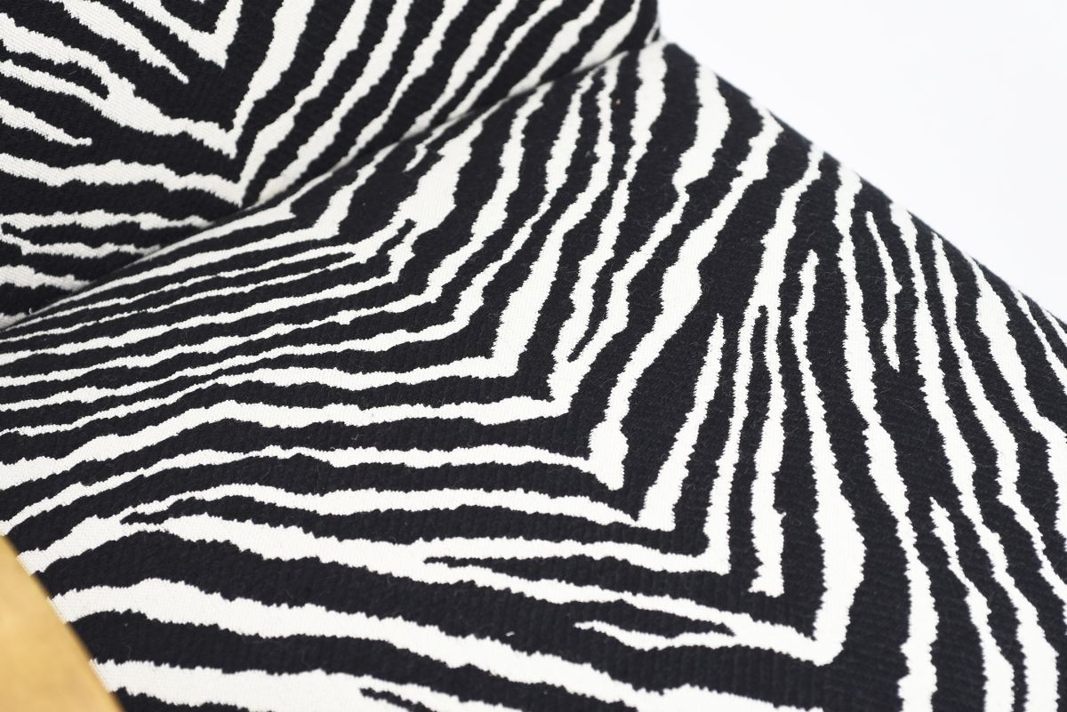 Aalto Alvar Armchair 401 zebra no ear 07