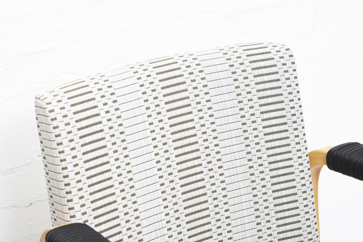 Aalto Alvar Armchair46 J Gullichsen 01